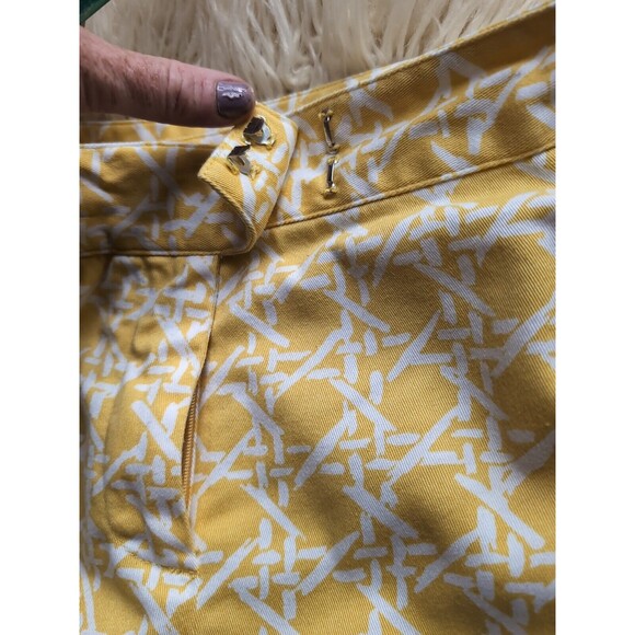 Liz & Co Women's 12 Cropped Ankle Capri Pants Yellow White Print High Waisted - Picture 5 of 8